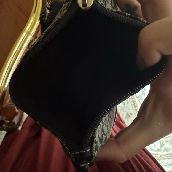 Coach Wristlet - Picture 6 of 7